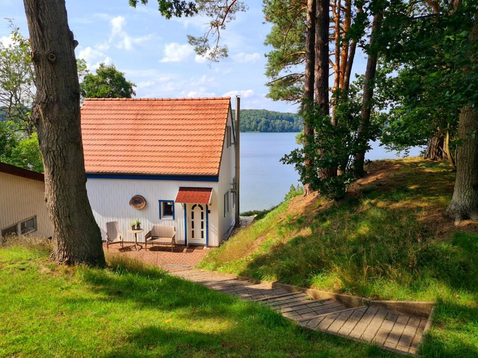 Thumbnail-Ferienhaus am Wasser Hütte mieten Mecklenburg Schwerin Ostsee