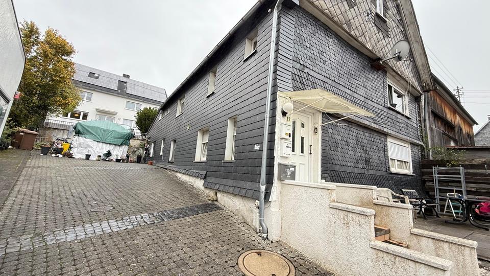 Thumbnail-MFH in Burbach – 4 Einheiten – voll vermietet