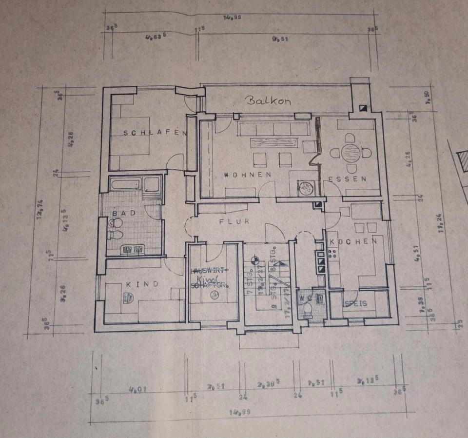 Thumbnail-Bieten eine renovierte, helle, große 140pm Wohnung an.