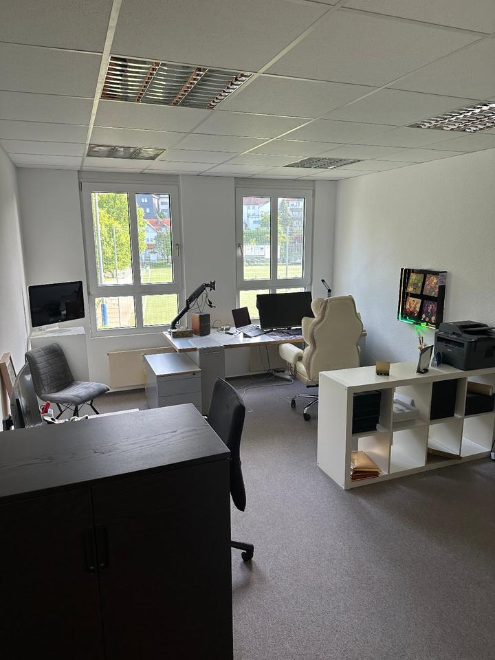 Thumbnail-Ruhige Bürofläche mit 18 m² in gepflegter Bürogemeinschaft
