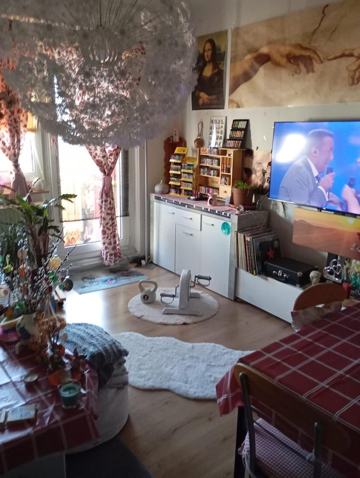 Thumbnail-Günstige schöne 4 Raum Wohnung in Mülsen Thurm