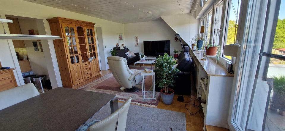 Thumbnail-Etagen-Dachgeschosswohnung mit Blick ins Grüne