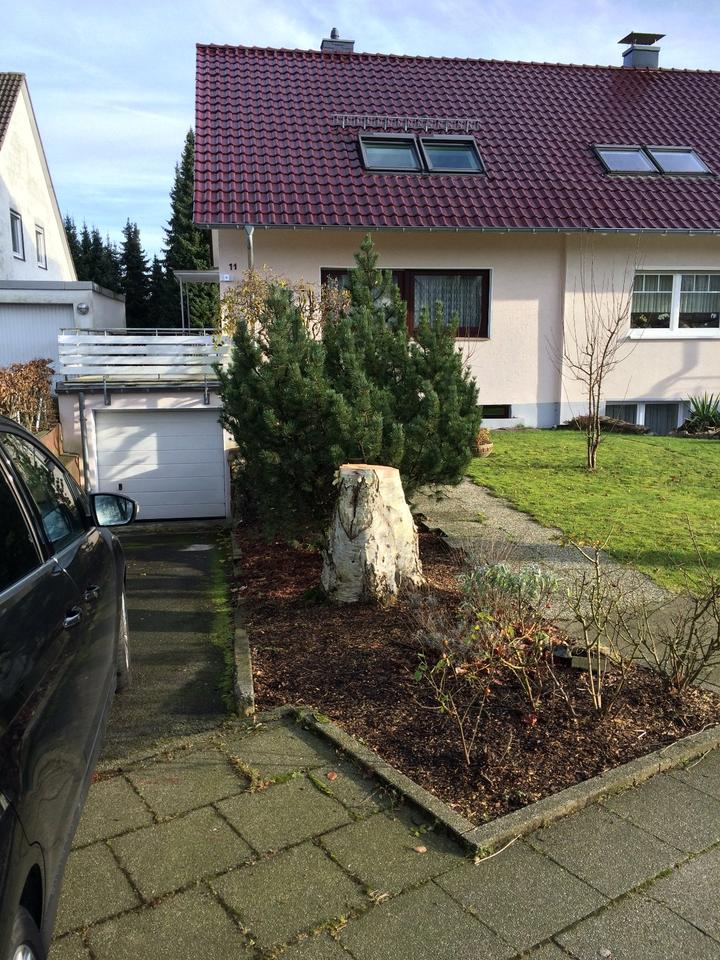 Thumbnail-Doppelhaushälfte Wermelskirchen 200 Wfl, 555 Grdst Garage Bj1973