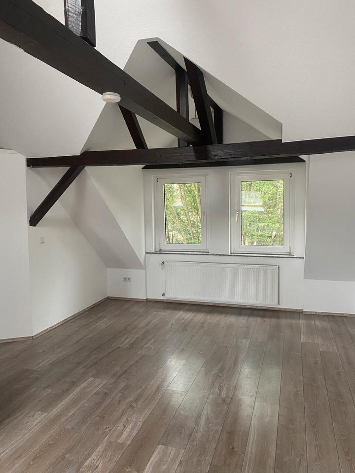 Thumbnail-Traumhafte Dachgeschosswohnung (ca. 48 m²) – ab 15.02.2025 frei