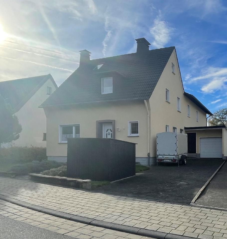 Thumbnail-Attraktive 3-Zimmer-Wohnung mit großem Balkon und Einbauküche in Sankt Augustin-Hangelar!