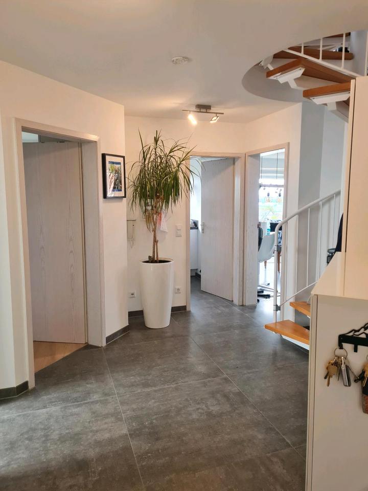 Thumbnail-Helle Maisonette-Wohnung 3 Zimmer