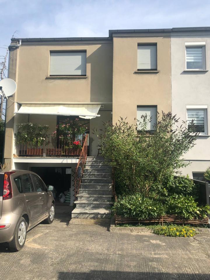 Thumbnail-Schönes Reihenendhaus zu verkaufen