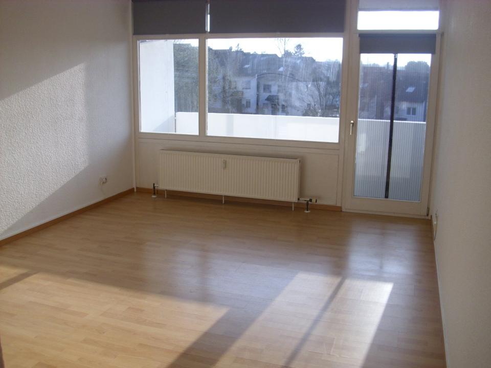 Thumbnail-55127 Mainz schöne 1 ZKn.BBalkon +PKW Stellplatz zu vermieten