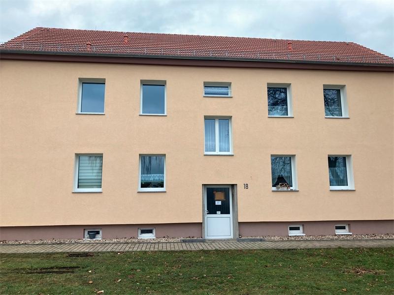 Thumbnail-Schöne 3-Raum-Wohnung in ruhiger Lage mit Wohnberechtigungsschein zu vermieten!