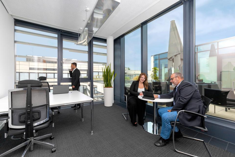 Thumbnail-Privater Büroraum für 4 Person in Regus Kö-Bogen