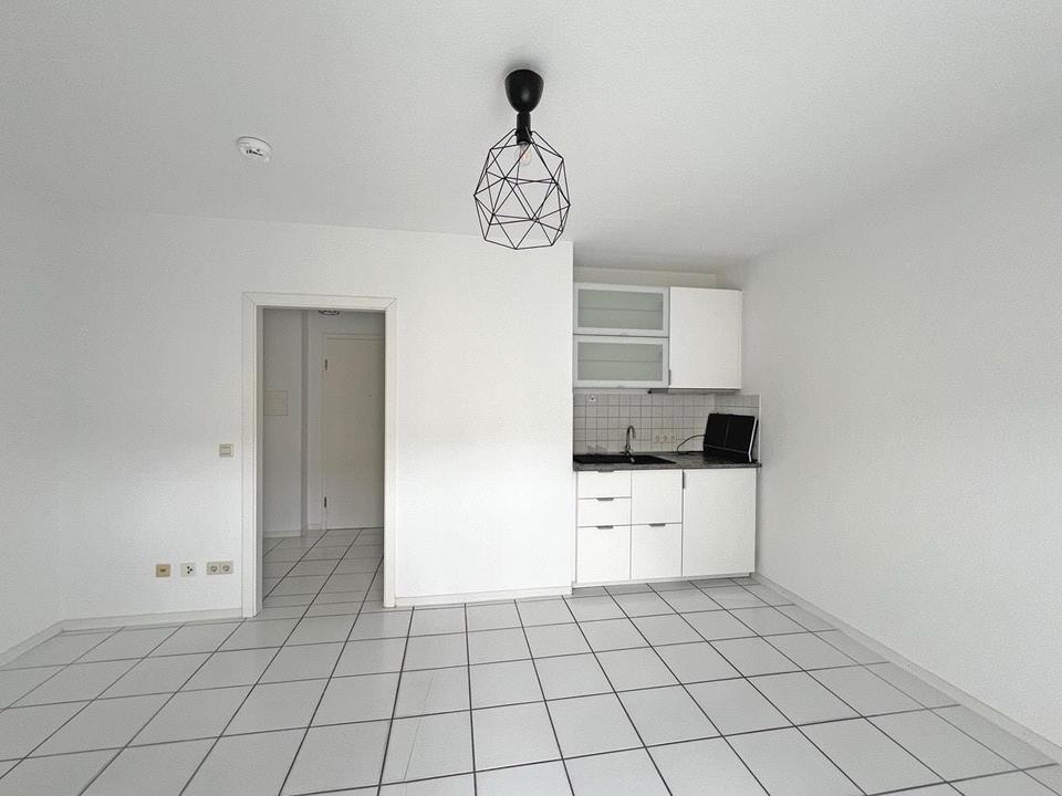 Thumbnail-1-Zimmer Appartement mit Balkon in Kaiserslautern