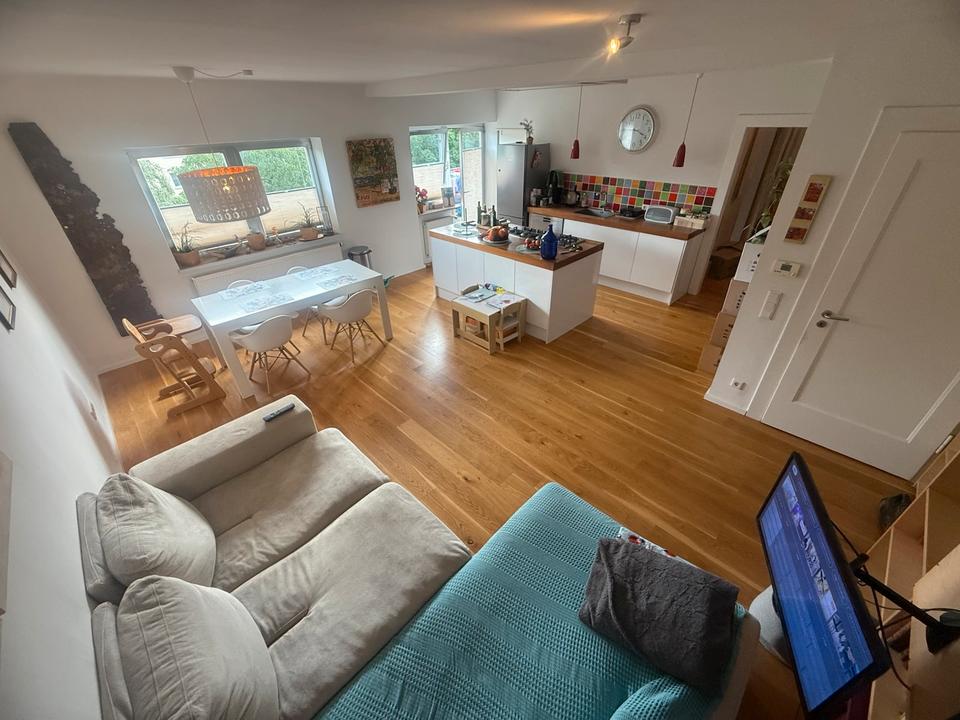 Thumbnail-Oberkassel, EndterDachgeschosswohnung mit 113 m² mittendrin