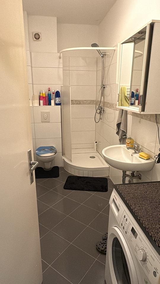 Thumbnail-Ein Zimmer in einer Wg mit einem weiteren mieter zu Vermieten