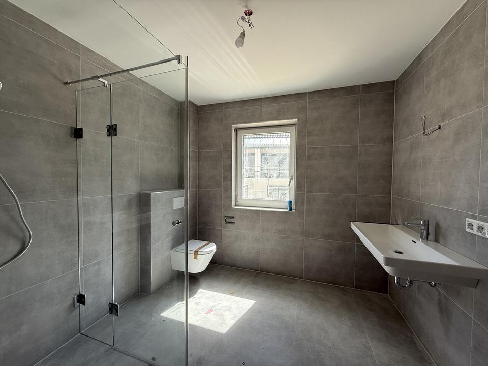 Thumbnail-Moderne Obergeschoss Wohnung über zwei Ebenen mit Balkon und Tiefgarage in Pförring