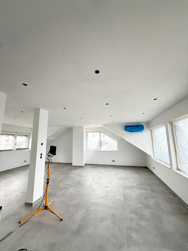 Thumbnail-Erstbezug Moderne Vollsanierte 4-Zimmer Wohnung in Bad Neuenahr