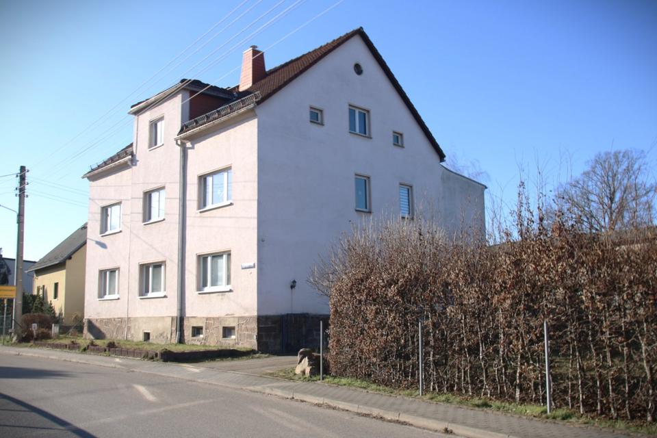 Thumbnail-Mehrfamilienhaus=4 Wohnungen=Hof & Garten=Garagen=Nebengebäude