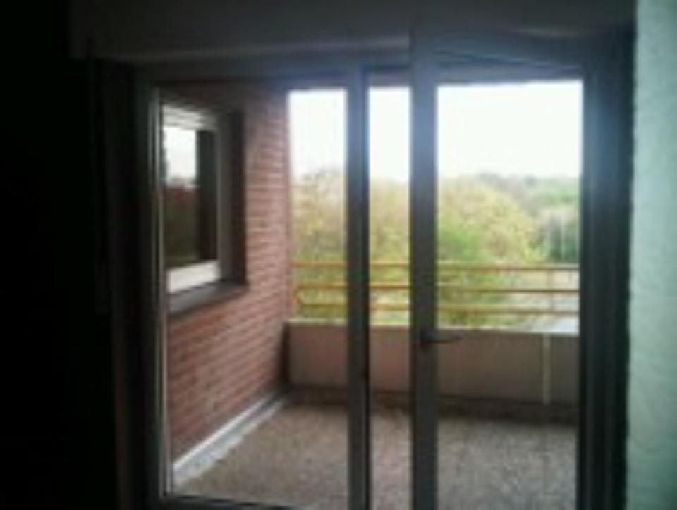 Thumbnail-Schöne 2 Zimmer Wohnung mit Balkon