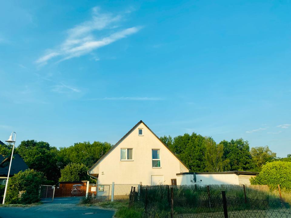 Thumbnail-Attraktive Doppelhaushälfte mit großem Grundstück in Schönefeld