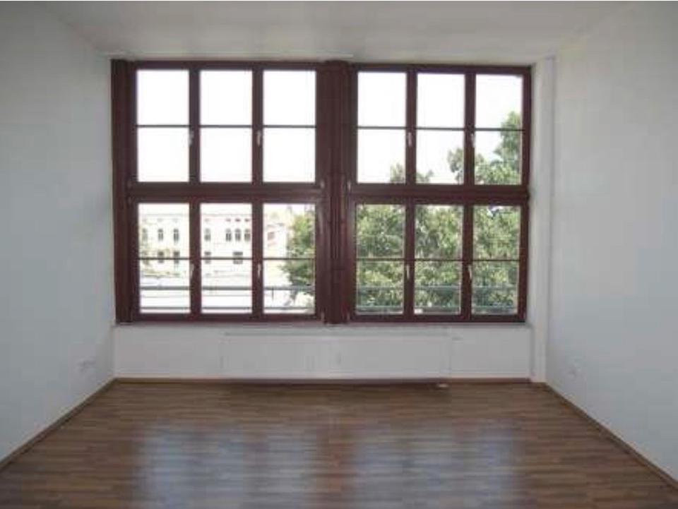 Thumbnail-Wohnung im Dachgeschoss mit Balkon, Domblick und Stellplatz