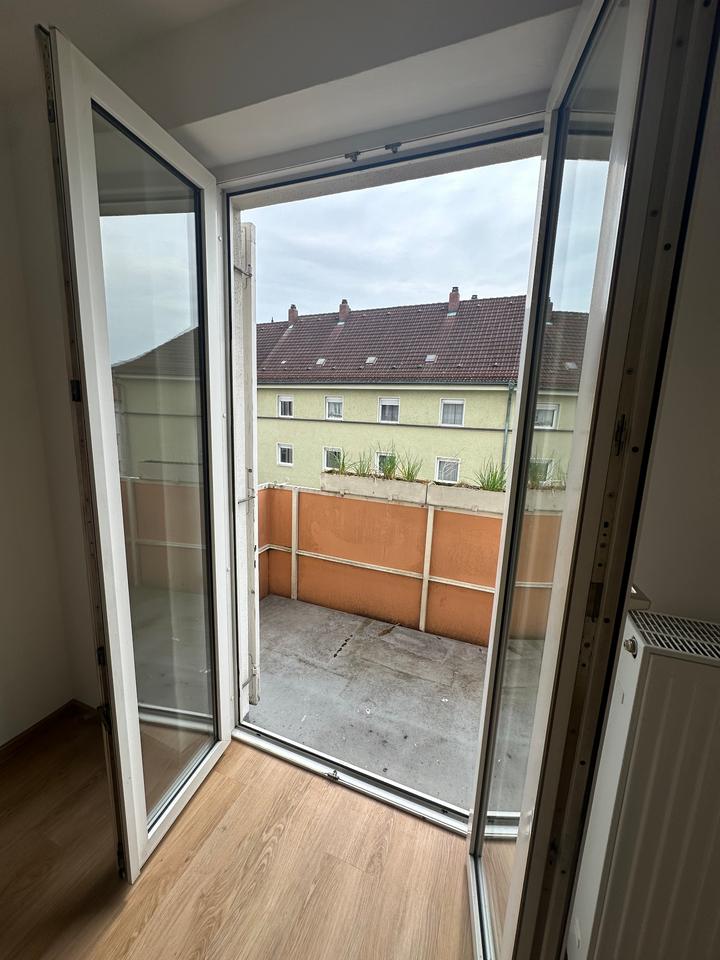 Thumbnail-Neue 2-Zimmer Wohnung