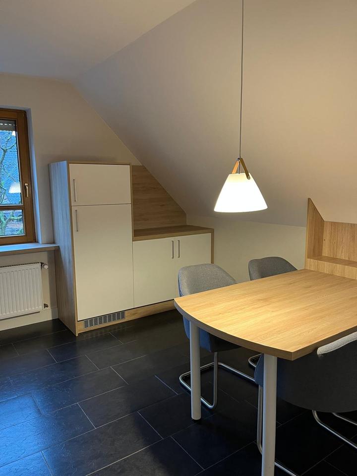 Thumbnail-2-ZKB, Einbauküche, Balkon, modern möbliert