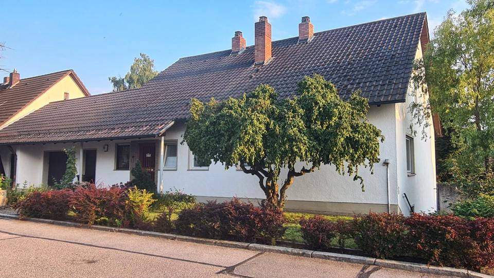 Thumbnail-Großzügiges Familienhaus mit Einliegerwohnung, 1.140m² Grundstück