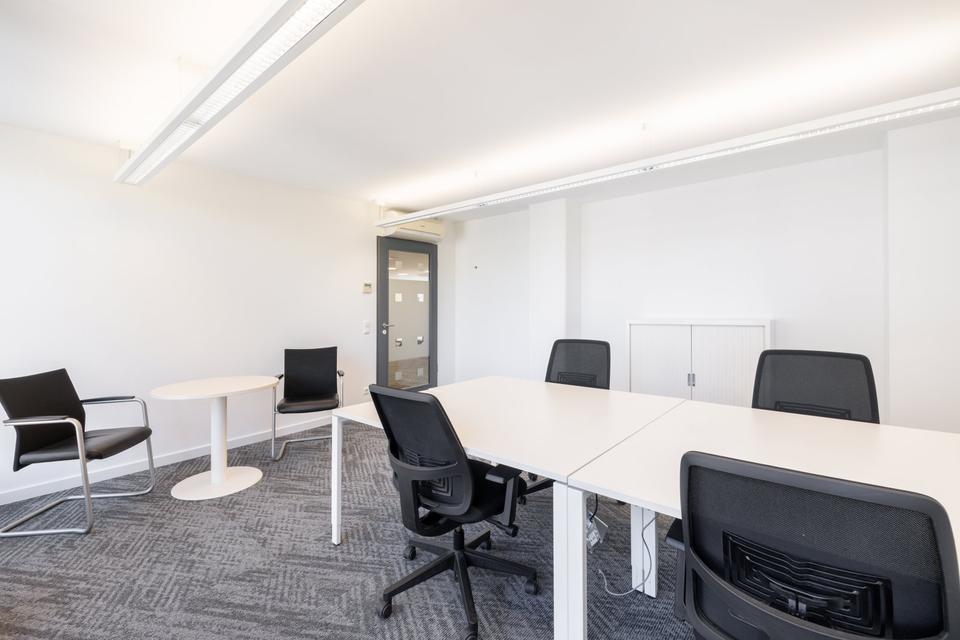 Thumbnail-Privater Büroraum für 5 Person in Regus Königsallee