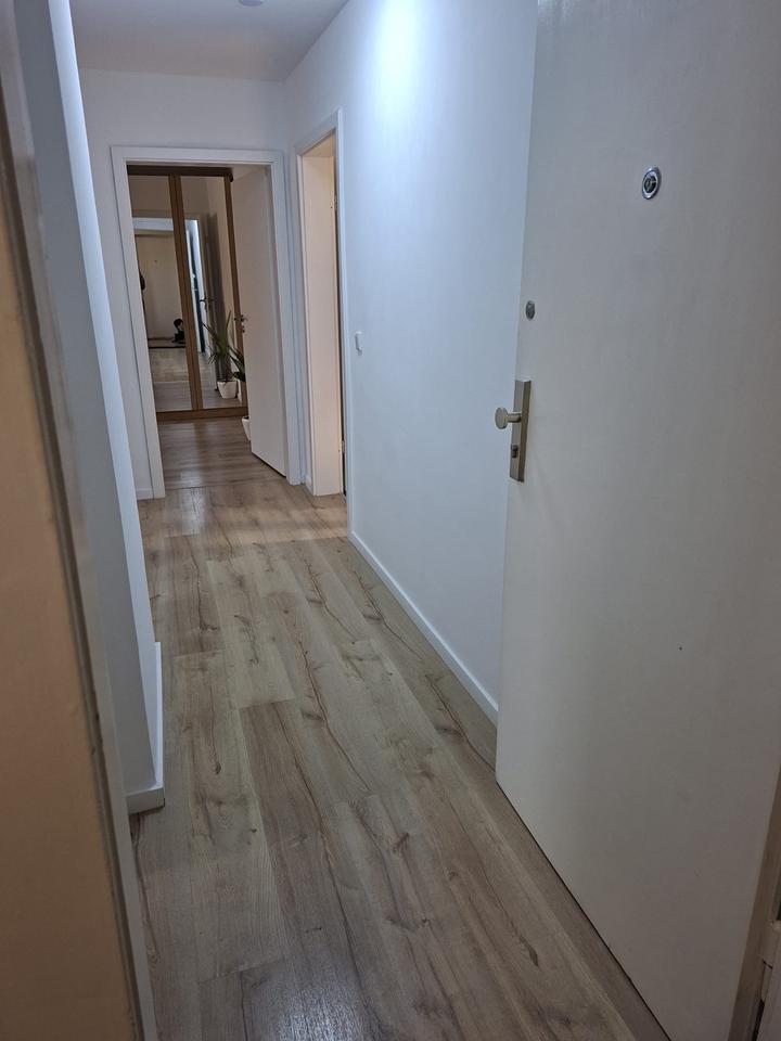 Thumbnail-Schöne Dachgeschosswohnung in ruhiger Lage zu vermieten