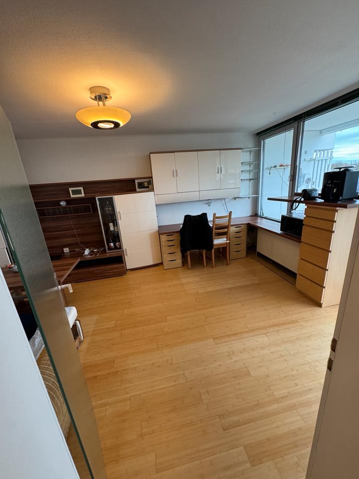 Thumbnail-2-Zimmer-Wohnung im Pharao Haus - möbliert, mit großem Balkon