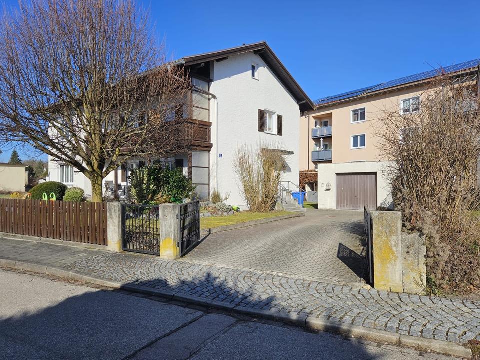 Thumbnail-Zweifamilienhaus 1. Etage frei, EG vermietet 598qm 198qm