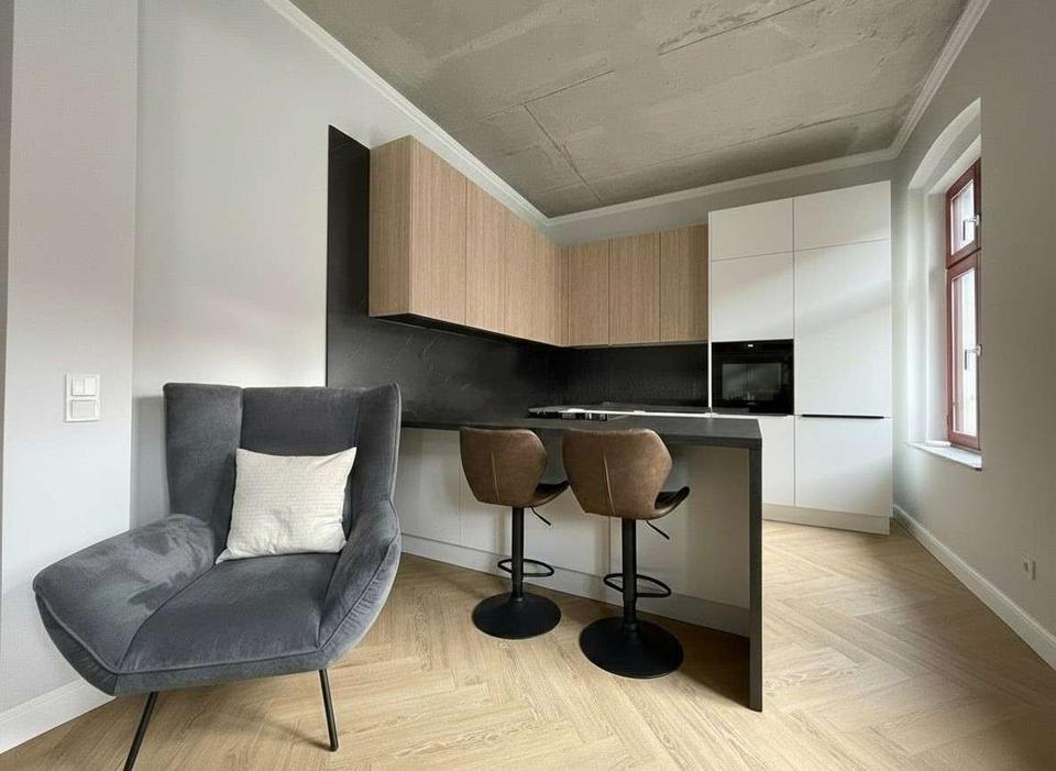 Thumbnail-**NEU - charmante 3-R-WE mit Balkon, Stuck, Lift, Fußbodenheizung uvm.**