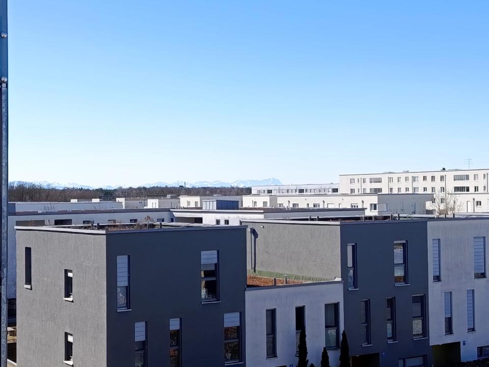 Thumbnail-4 Zi Eckwohnung mit Alpenblick 100qm Westloggia Nähe Riemer Park