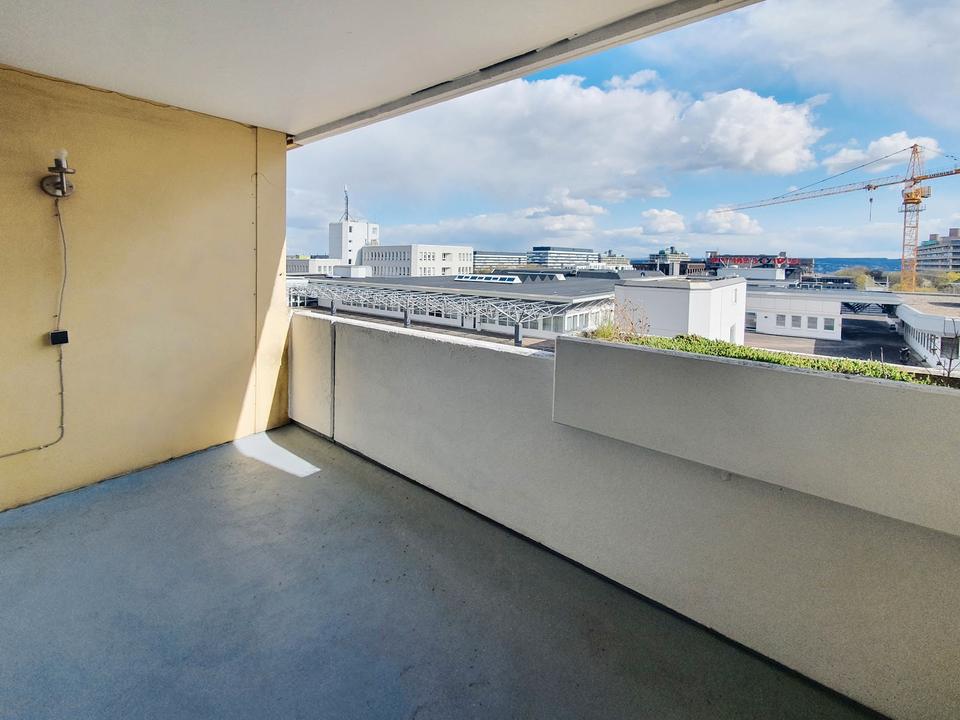 Thumbnail-Renovierte 2-Zimmer-Wohnung mit Blick auf die RUB! Nur in Kombination mit Garage zu vermieten