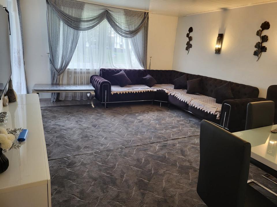 Thumbnail-3-Zimmer-Erdgeschosswohnung mit Balkon