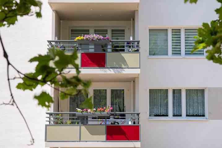 Thumbnail-2 Zimmerwohnung mit Dusche und großen Balkon!