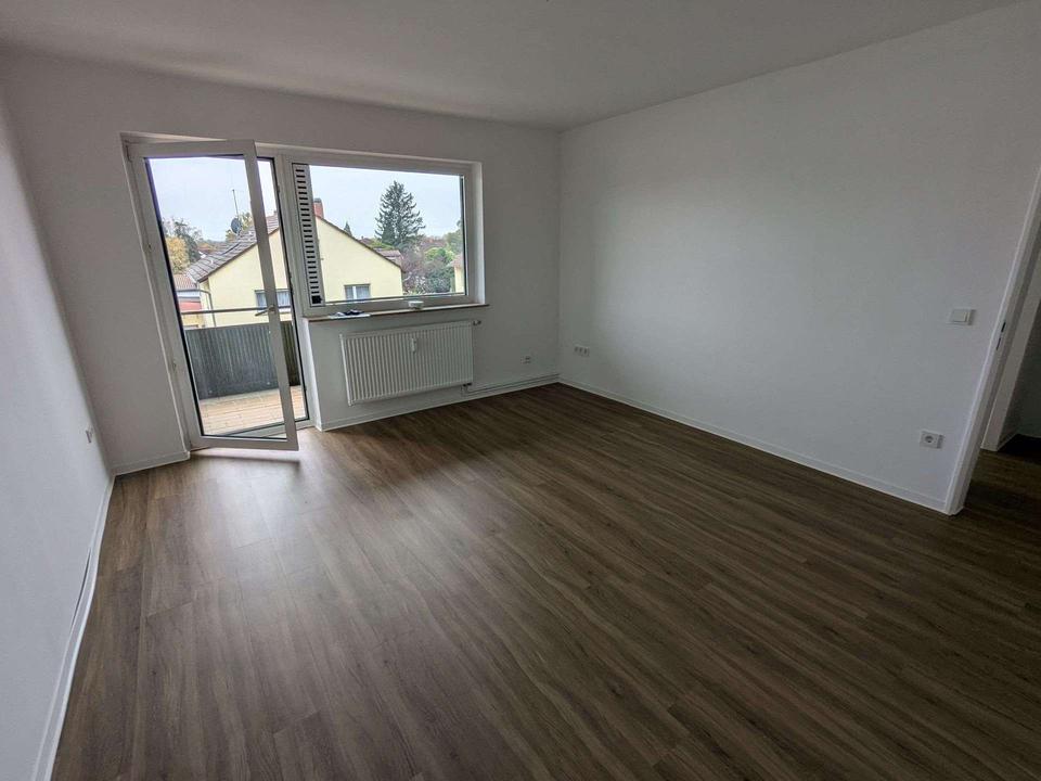 Thumbnail-Neu renovierte 2-Zimmer Wohnung inkl. Stellplatz