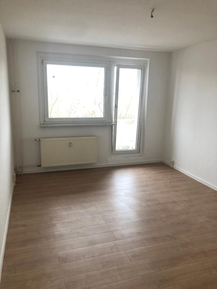 Thumbnail-3-Zimmer-Wohnung fertig saniert und bezugsfertig