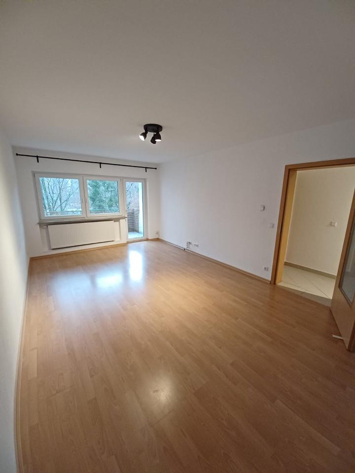 Thumbnail-Helle freundliche 3 ZKBB Wohnung