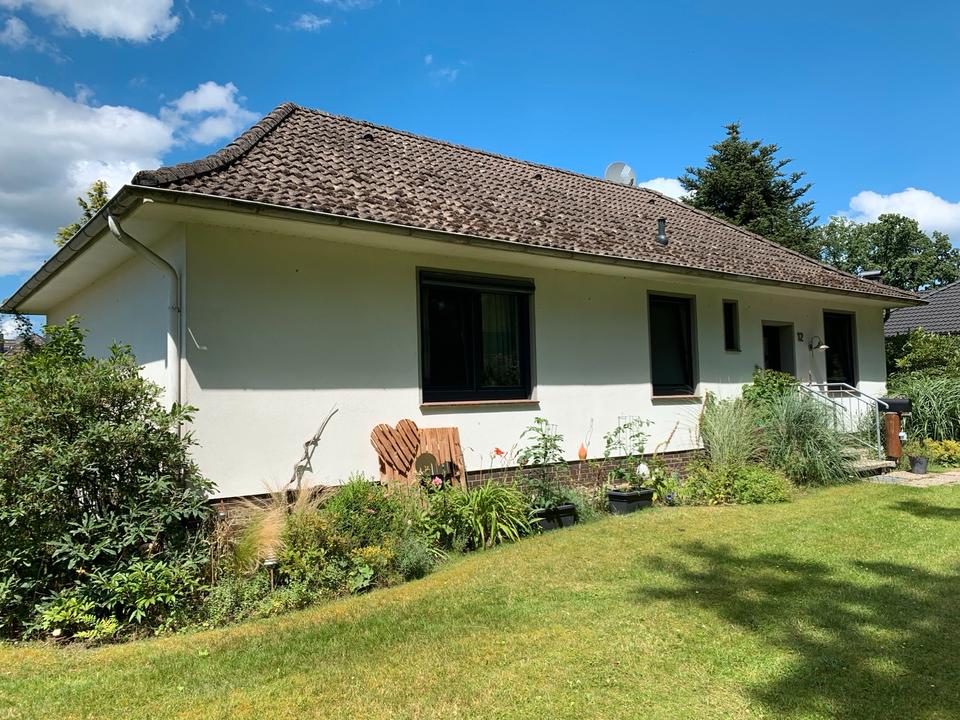 Thumbnail-Einfamilienhaus, Bungalow mit Keller zu verkaufen von Privat