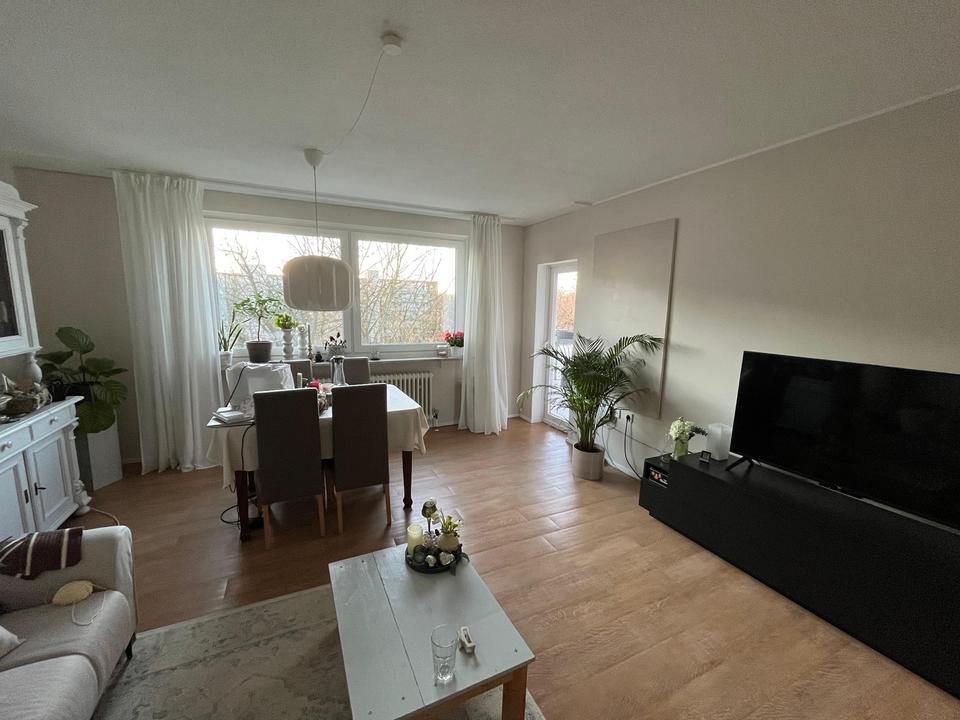 Thumbnail-TOP-Kapitalanlage - vermietete 3-Zimmer-Endetagenwohnung