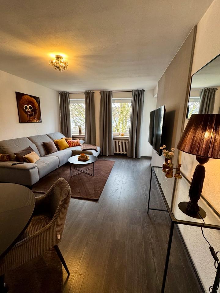 Thumbnail-Erstbezug- exklusive, renovierte, möblierte 2 Zimmer Wohnung