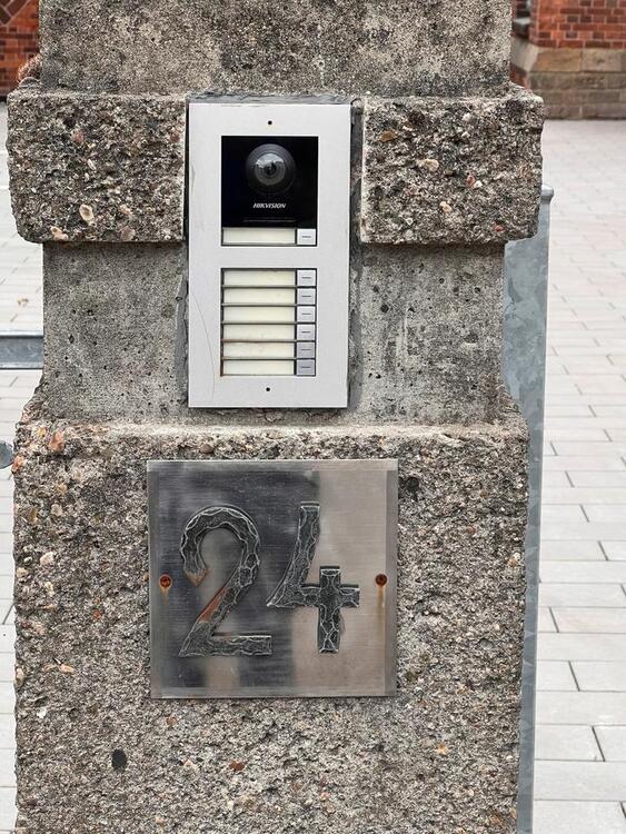 Thumbnail-2-Zimmer Wohnung mit EBK, Parkplatz neu Saniert