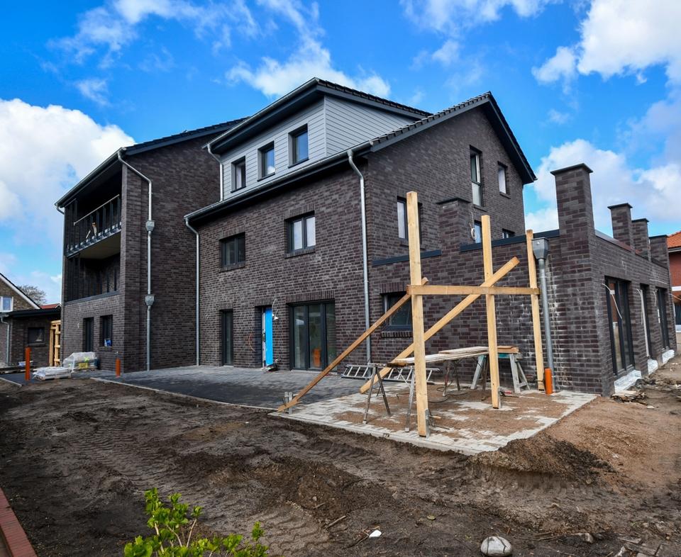 Thumbnail-Erstbezug - Neubauwohnung mit Einbauküche, Dachterrasse und PKW-Stellplatz in Altenoythe