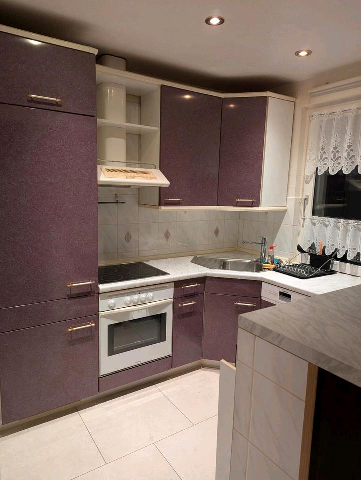 Thumbnail-Helle 2-Zimmer-Wohnung ca 62,5m2 mit Balkon und Einbauküche