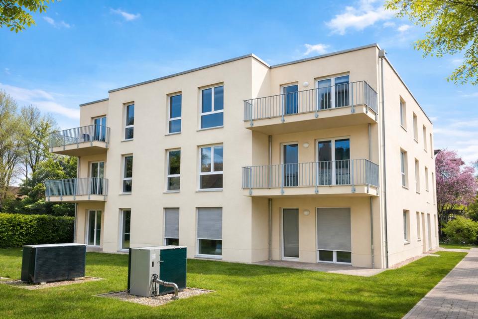 Thumbnail-Hochwertige 3-Zimmer Wohnung im 2. OG mit BALKON und EBK im Weißenseer Neubauquartier