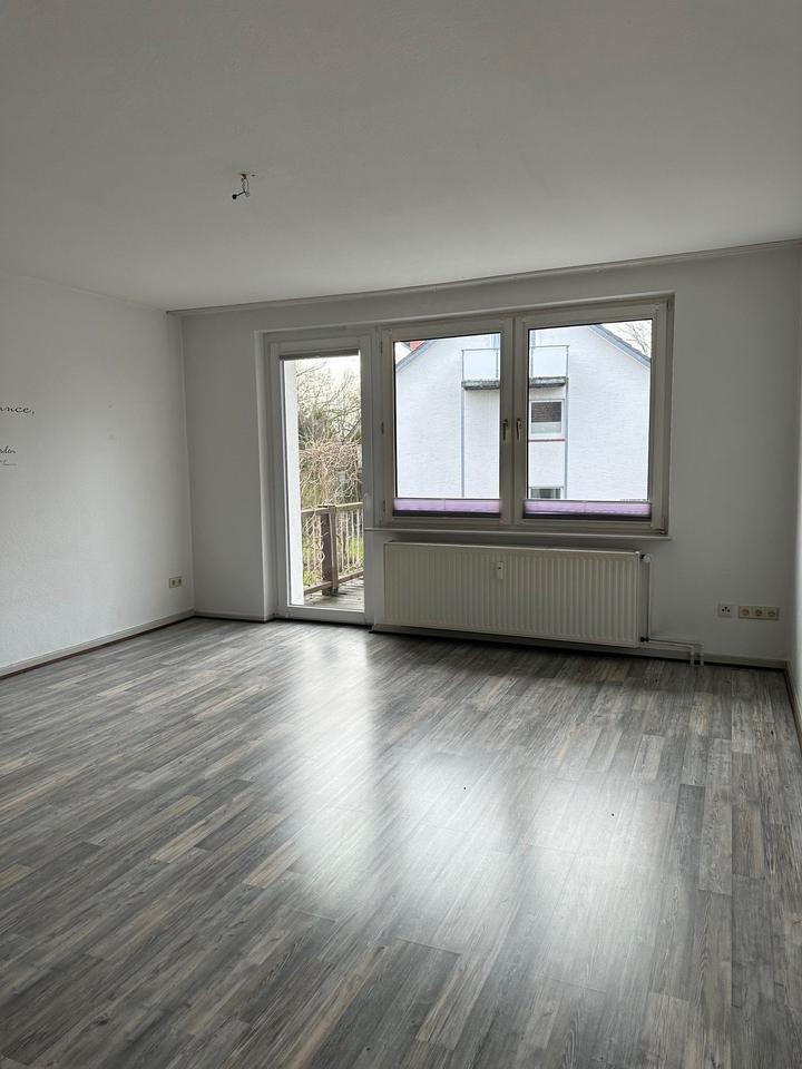 Thumbnail-4-Zimmerwohnung mit Balkon *2 mietfreie Monate*