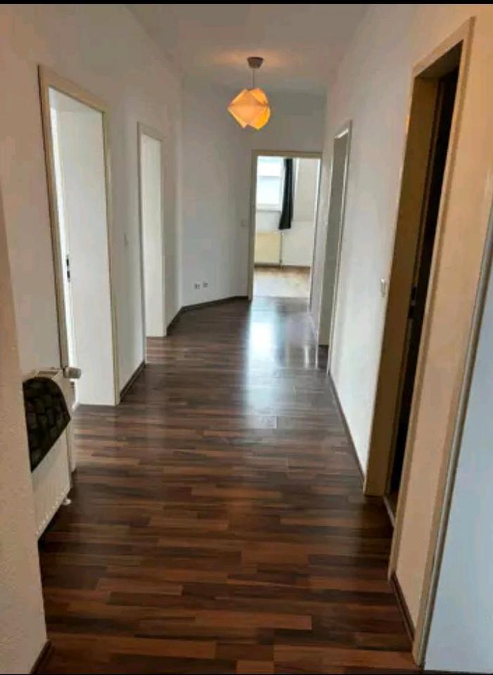 Thumbnail-4 Zimmer Wohnung in BI zu vermieten