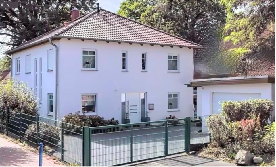 Thumbnail-Stadtvilla in Godshorn: Modern, Bezugsfertig & Sofort Verfügbar