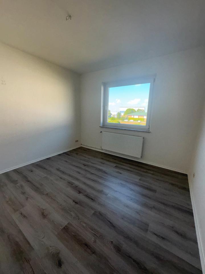 Thumbnail-Helle 2-Zimmer-Wohnung in Bremerhaven-Mitte zu vermieten