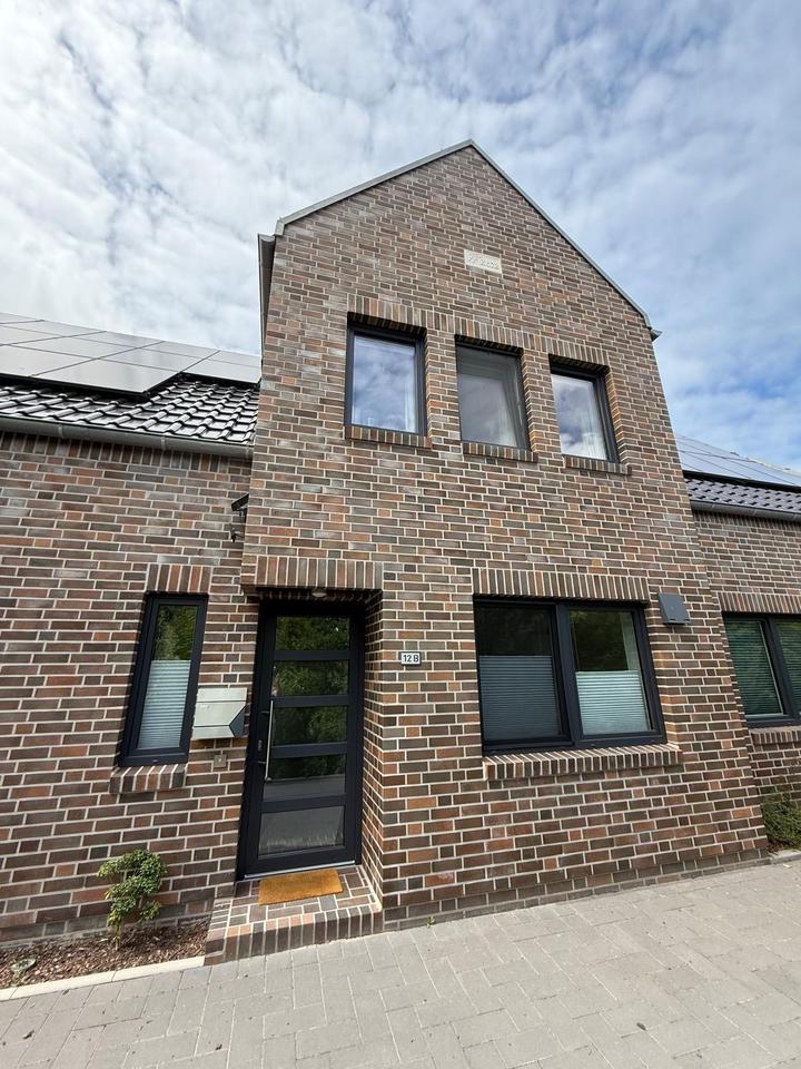 Thumbnail-Wohnung in Reihenmittelhaus (KFW 55) mit Garten und Stellplatz